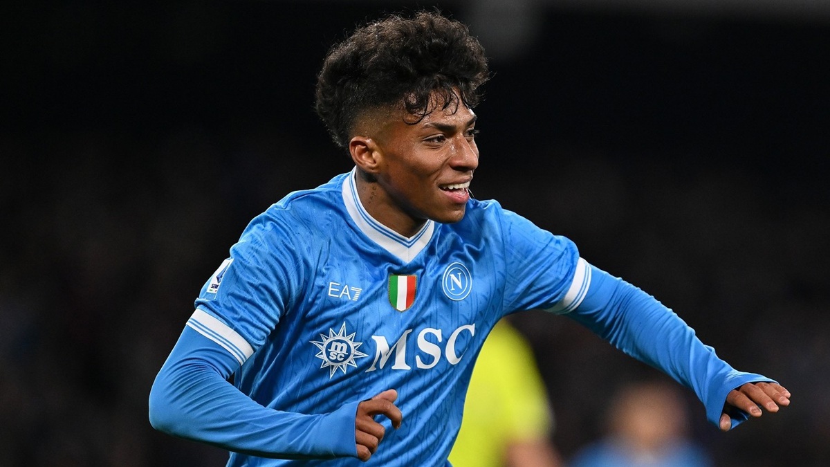 Pagelle Napoli Roma: Malen alieno, Spinazzola eterno. Prima volta (decisiva) per Alisson Santos VOTI Pagelle Napoli Roma: Malen alieno, Spinazzola eterno. Prima volta (decisiva) per Alisson Santos VOTI