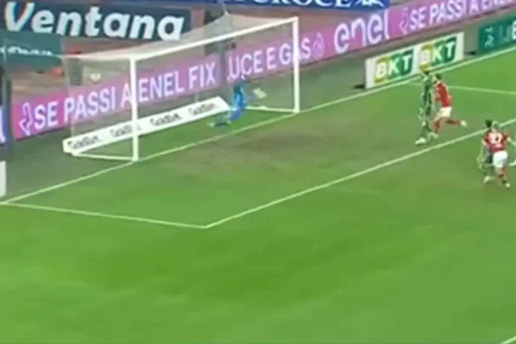 Ma quale Carnesecchi: il sostituto di Di Gregorio è già della Juventus 27 Giovanni Daffara, grande parata con l'Avellino, potrebbe tornare alla Juve a fine stagione