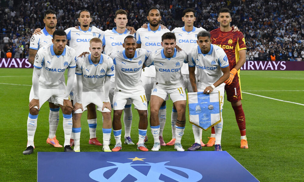 Marsiglia nel caos, il Tolosa lo elimina dalla Coppa di Francia e i tifosi si scatenano: lancio di fumogeni sui calciatori! Cos’è successo