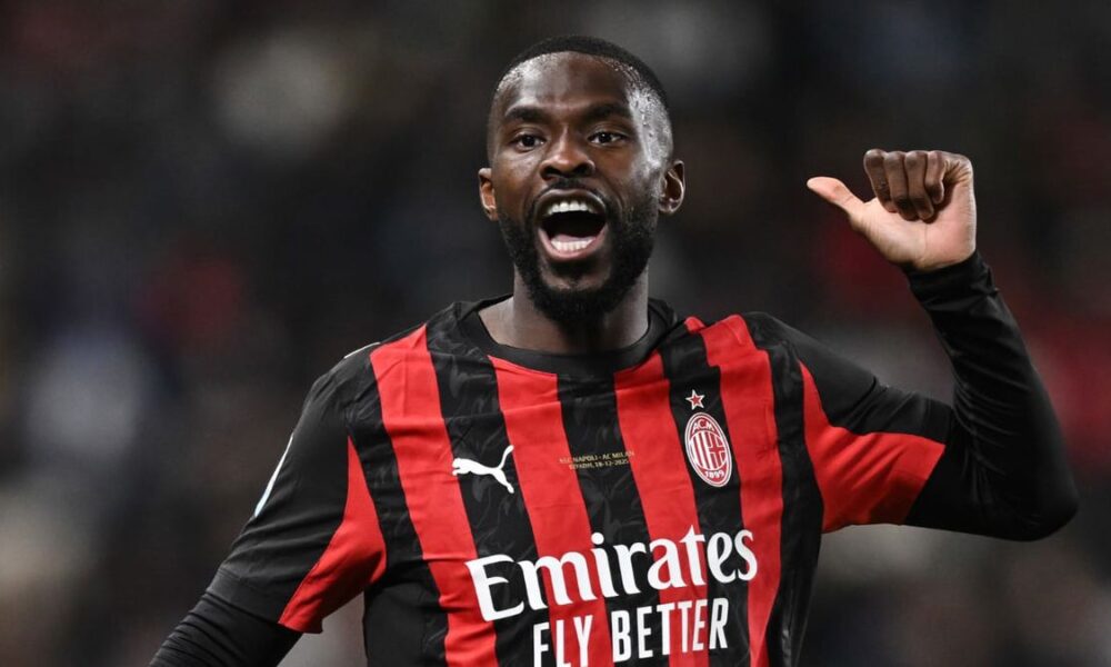 Tomori alla Gazzetta: «Tornare in Champions è troppo importante! Su Leao e sul mio futuro rispondo così»