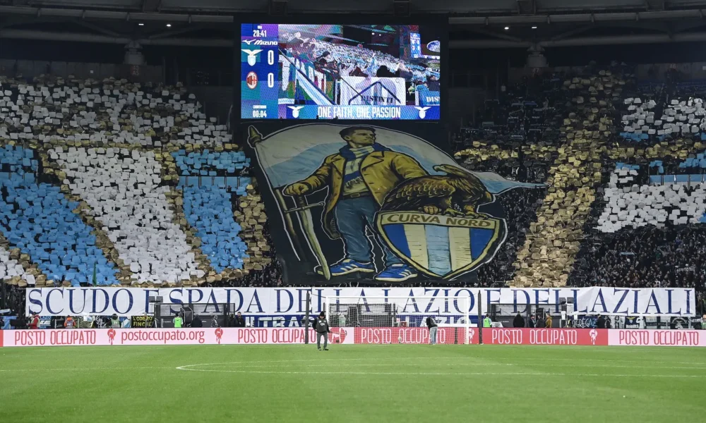 Lazio Milan, stop improvviso alla coreografia della Tribuna Tevere: ecco perché le autorità ne hanno vietato l’esposizione