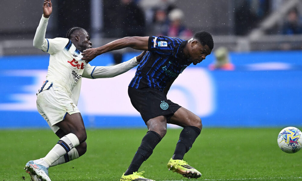 Gol Krstovic Inter Atalanta, Dino Tommasi a Open VAR: «Non c’è fallo di Sulemana su Dumfries, contatto regolare e decisione corretta!»