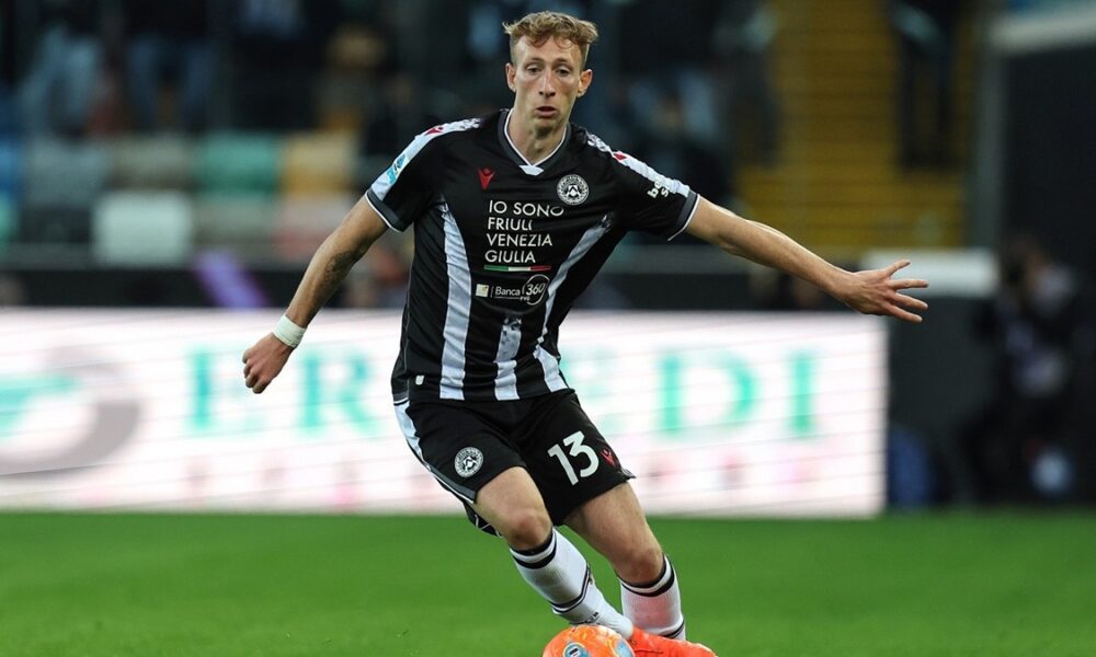 Infortunio Bertola: l’esito degli esami del difensore dell’Udinese. Le sue condizioni e quanto rimarrà fuori