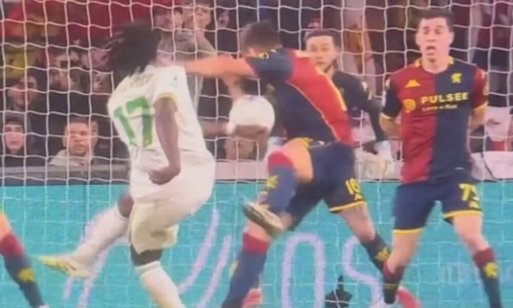 Mano Malinovskyi in Genoa Roma, Tonolini a Open VAR chiarisce l’episodio: era rigore o no? L’analisi completa di quanto successo!