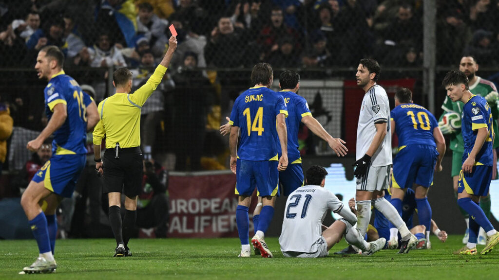 Espulsione Bastoni Bosnia Italia