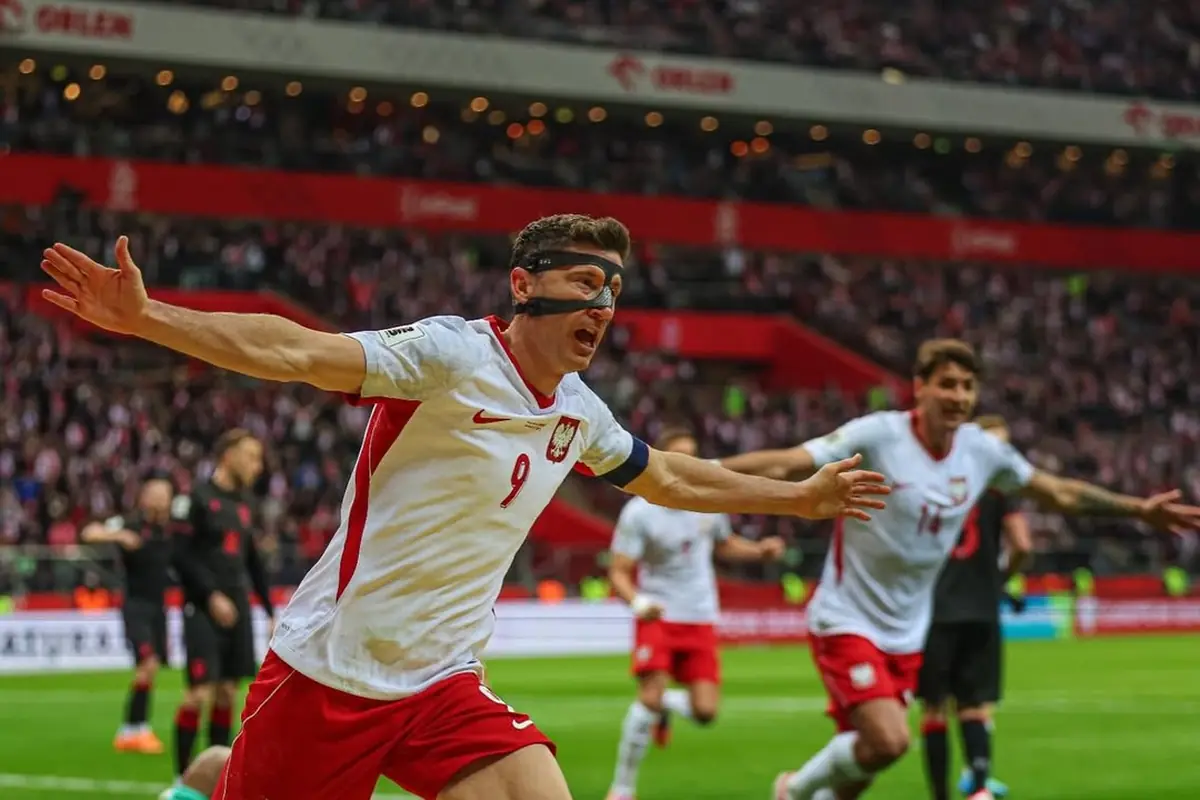 Juve beccata, scoperto il blitz per il nuovo bomber 32 Lewandowski Juventus