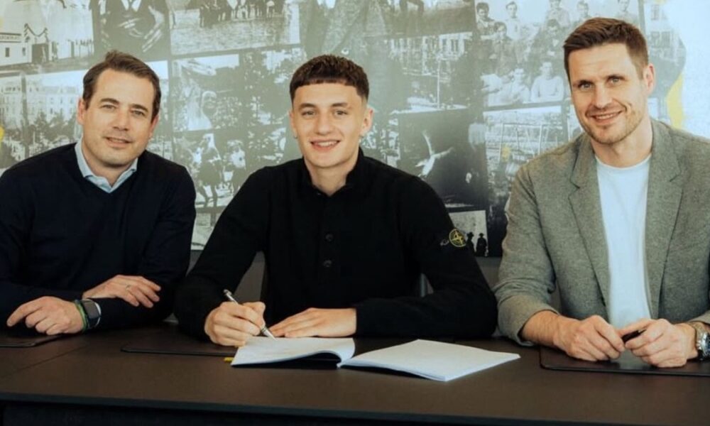 Borussia Dortmund, primo contratto da pro per Luca Reggiani. Il difensore italiano blinda il suo futuro con i gialloneri, tutti i dettagli