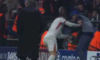 Pedro Neto raccattapalle