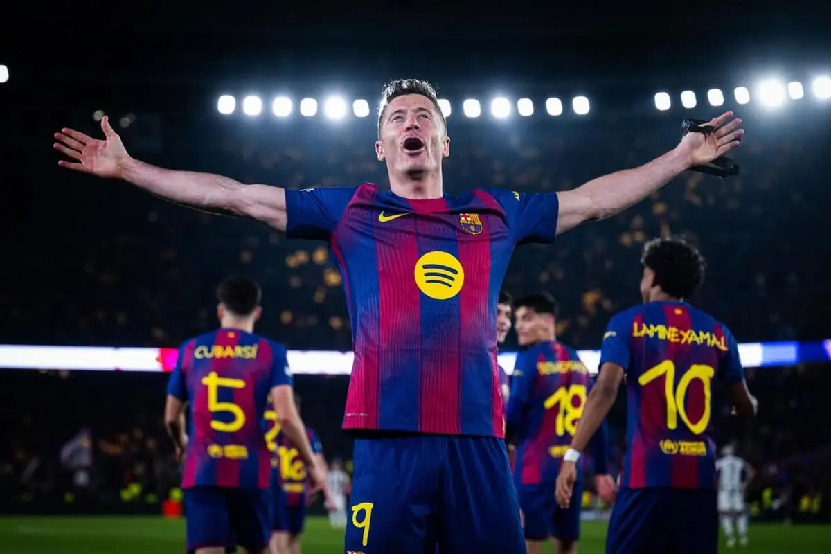 Lewandowski-Juventus, mossa a sorpresa: contratto di un anno 27 Rinnovo Lewandowski