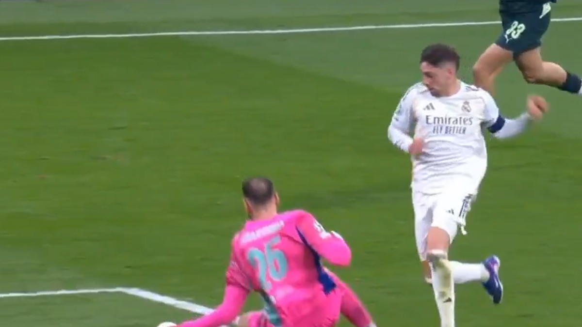 Real Madrid Manchester City, Donnarumma sbaglia tutto: l’uscita maldestra spalanca il gol a Valverde