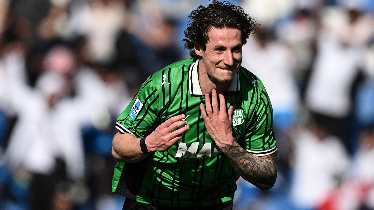 Pinamonti Sassuolo Cagliari 1