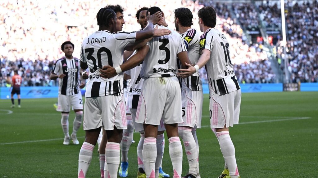 Esultanza gol Bremer Juve Genoa