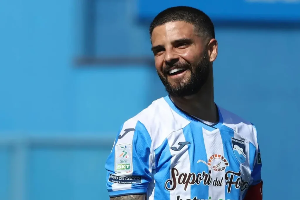 Lorenzo Insigne ride durante Reggiana-Pescara