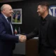 Marotta e Simeone si stringono la mano, immagine creata con l'intelligenza artificiale