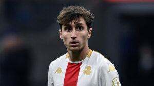 L'attaccante del Genoa, Tommaso Baldanzi