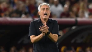 L'allenatore del Benfica, José Mourinho