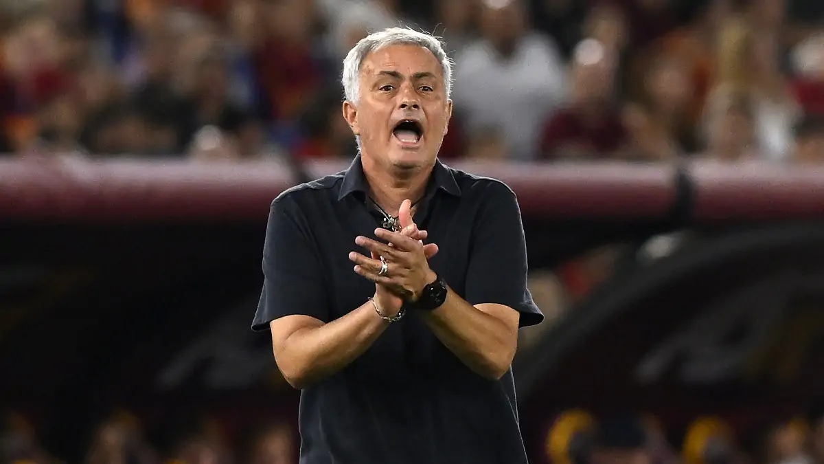 L'allenatore del Benfica, José Mourinho
