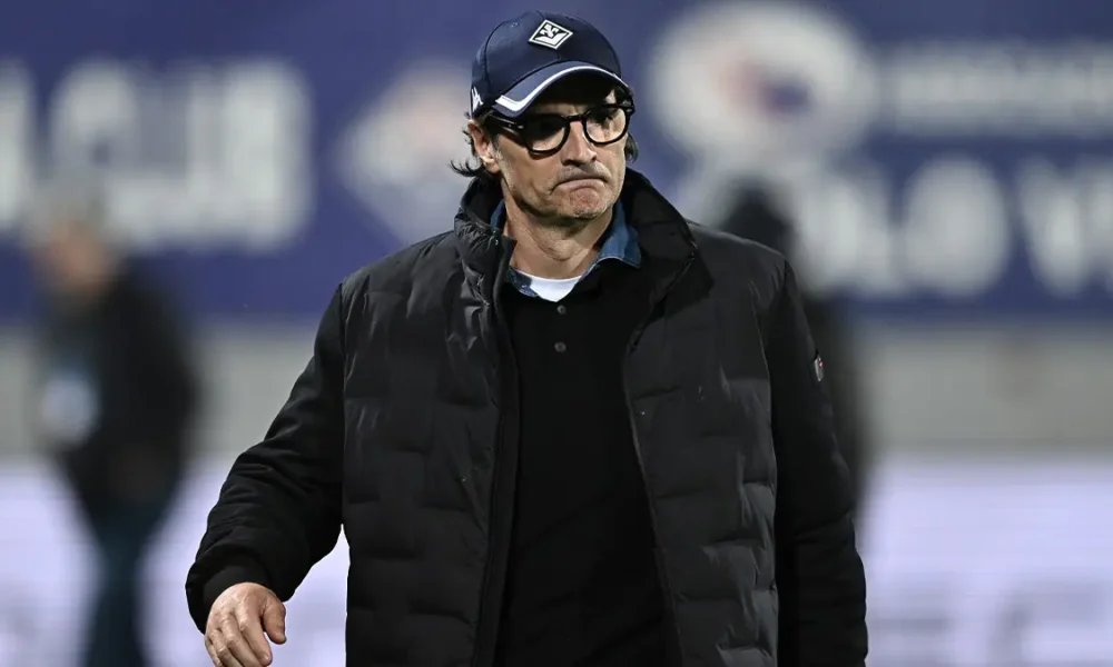 L'allenatore della Fiorentina, Paolo Vanoli