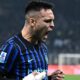 L'attaccante dell'Inter, Lautaro Martinez, esulta dopo un gol