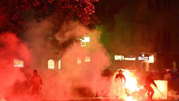 Scontri tifosi polizia