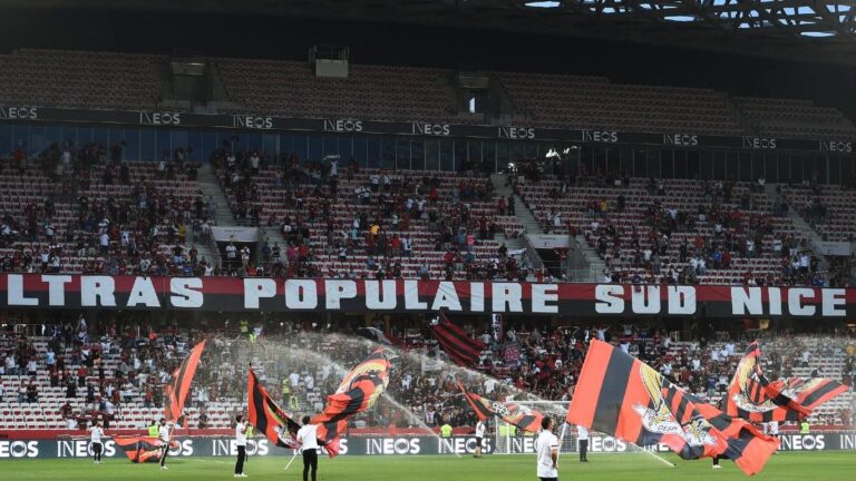 Tifosi Nizza stadio