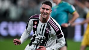Vlahovic attaccante della Juventus