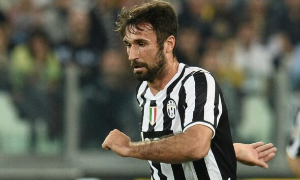 Vucinic ex attaccante della Juve