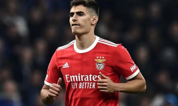 Antonio Silva per calcio