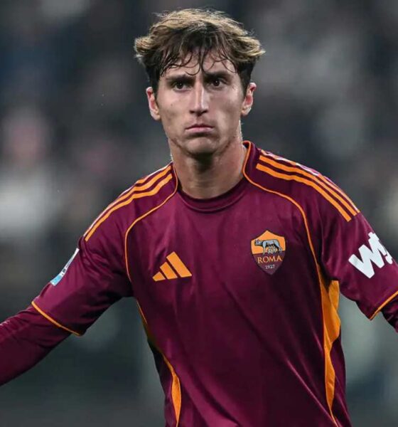Tommaso Baldanzi, con la maglia della Roma