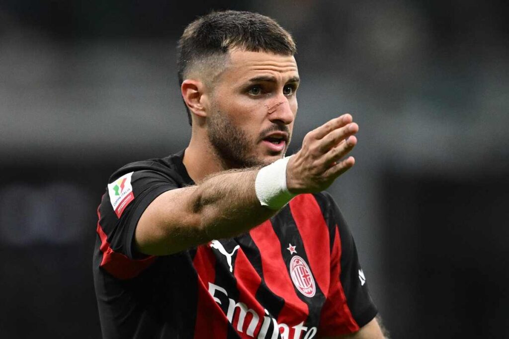 Santiago Gimenez, attaccante del Milan