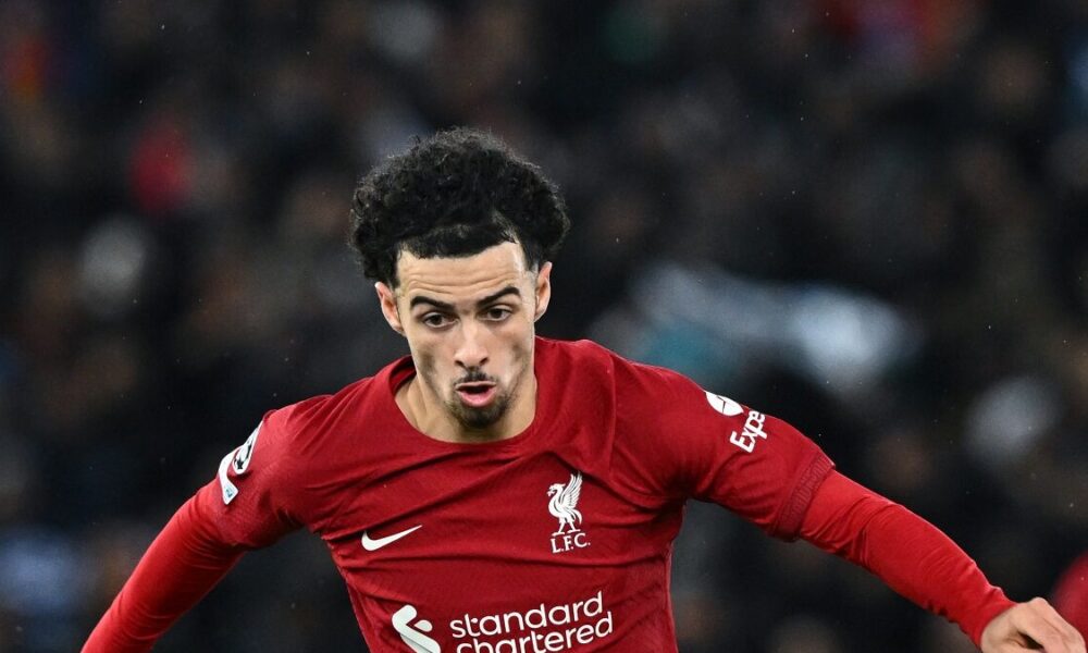 Inter, affondo per Jones: il progetto che può convincere il Liverpool a cedere il centrocampista