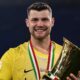 Josep Martinez col trofeo della Coppa Italia vinta con l'Inter
