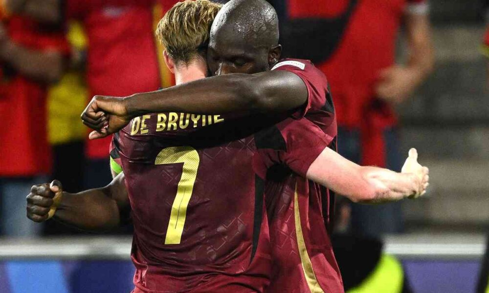 Lukaku e De Bruyne verso l’addio al Napoli? De Laurentiis e Allegri divisi, il tecnico spinge per la permanenza