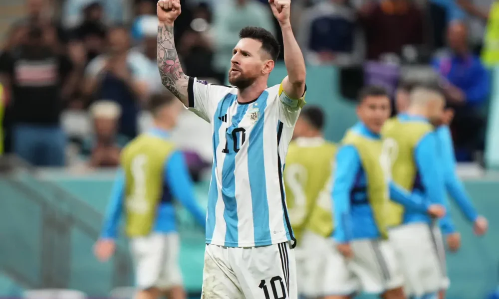 Pagelle Argentina Austria: Messi scrive la storia ai Mondiali, doppietta da record! – I Top e i Flop