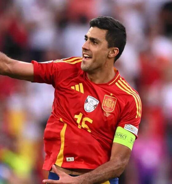 Rodri con la maglia della Spagna