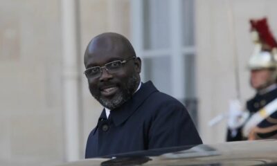 George Weah sorride
