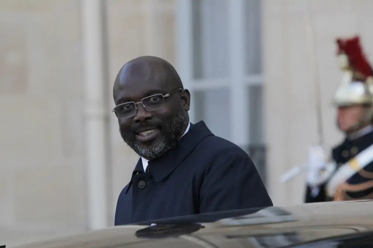 George Weah sorride