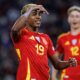 Lamine Yamal esulta dopo un suo gol in Spagna Francia