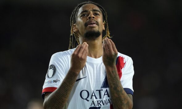 Barcola con la maglia del Psg