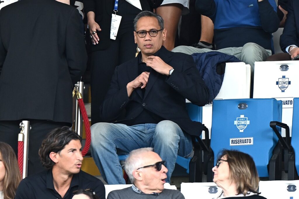 Suwarso presidente del Como in tribuna