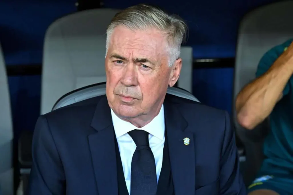 Carlo Ancelotti in panchina durante Brasile Marocco