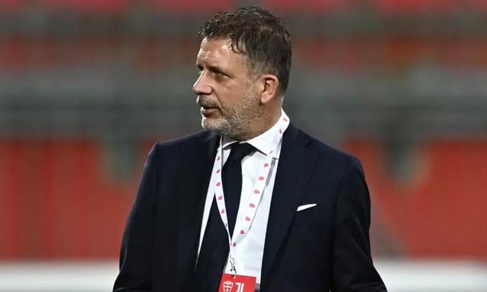 Parma, Cherubini tra mercato, Cuesta e futuro: «Non dobbiamo per forza vendere, trattiamo Strefezza»