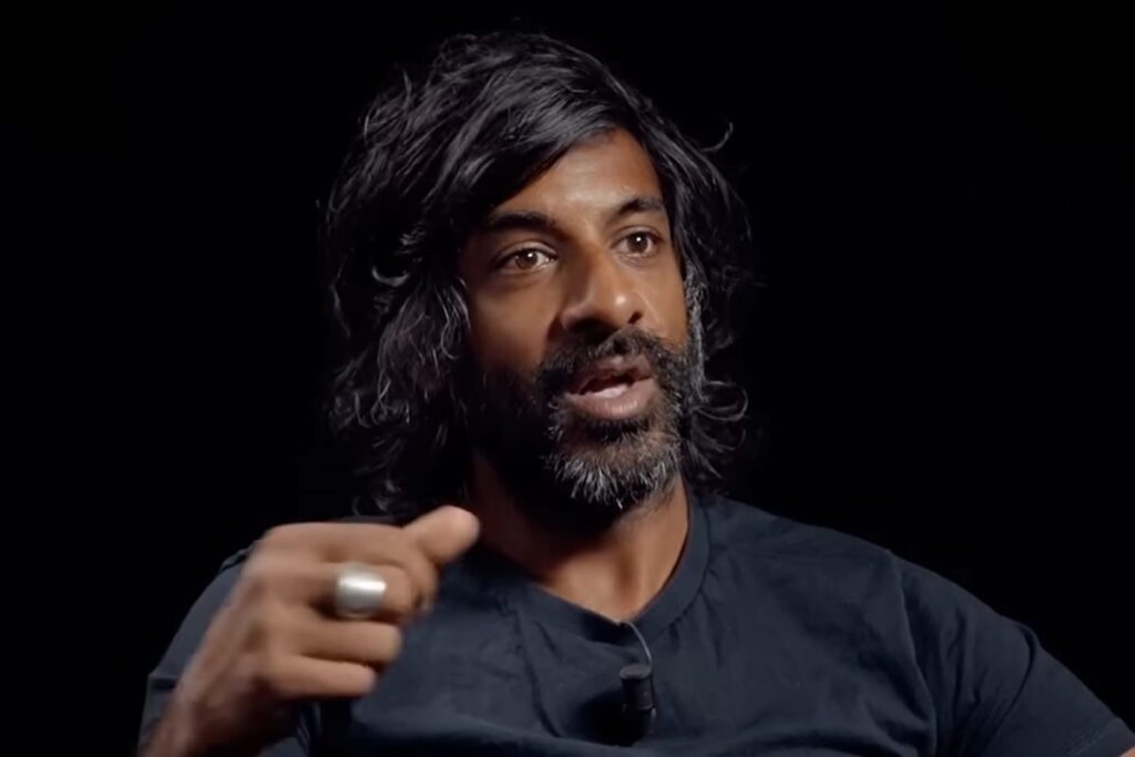 Vikash Dhorasoo, ex centrocampista del Milan