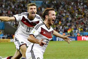 Gotze esultanza gol finale Mondiale