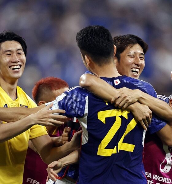 AL RAYYAN (l r) Daichi Kamada of Japan, Shogo Taniguchi of Japan, Maya Yoshida of Japan, Diazen Maeda of Japan, Takuma