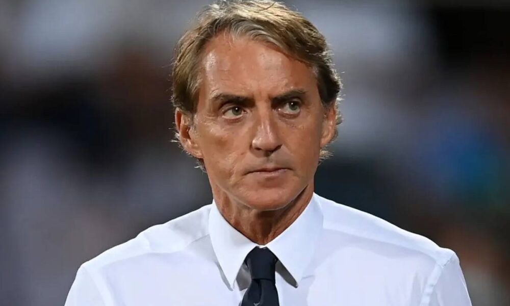 Mancini torna ct dell’Italia: tra sogno Mondiale, dubbi dei tifosi e ferite da ricucire. Pro e Contro del suo ritorno