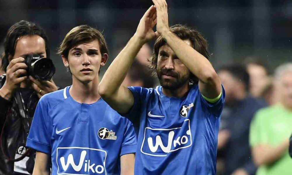 Nicolò Pirlo difende papà Andrea dopo il no dell’Italia: «Orgoglioso dell’uomo che sei»