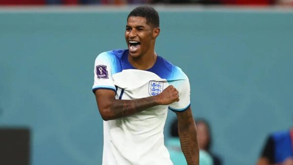 Marcus Rashford con la maglia dell'Inghilterra