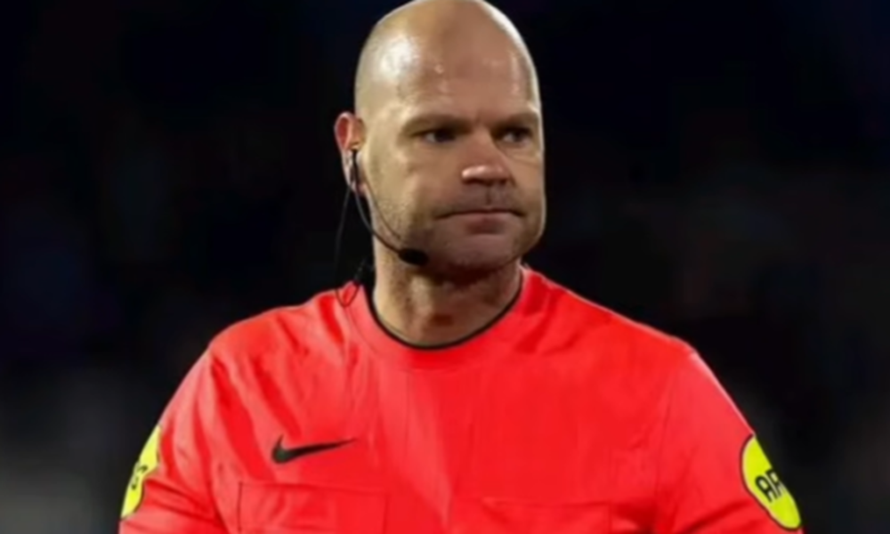 Lutto nel calcio, dramma in Olanda: morto a 38 anni l’arbitro Rob Dieperink