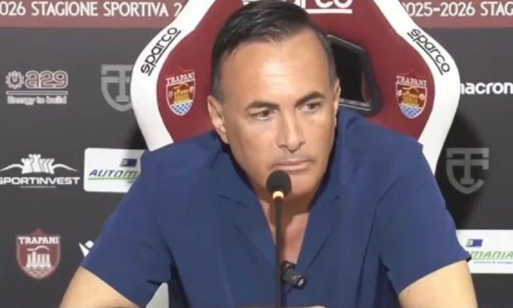 Trapani, aggredito in centro il presidente Valerio Antonini: ricoverato in ospedale. La nota del club: «Agguato vile»
